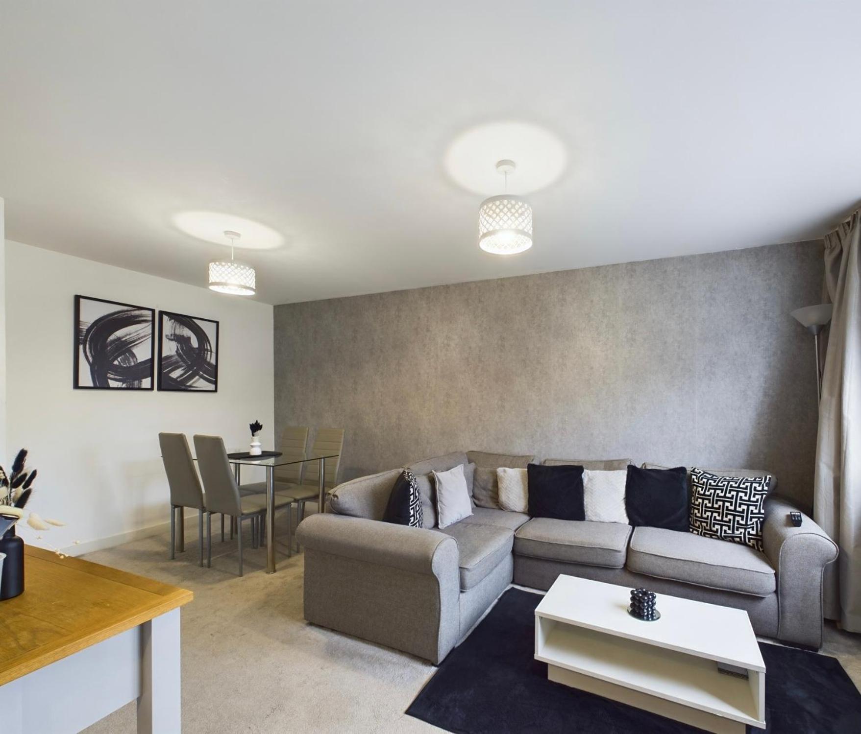 Modern 2 Bed City Apartment With Private Parking Swansea Ngoại thất bức ảnh